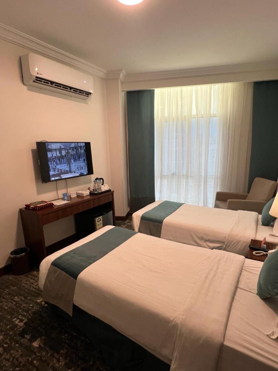 Zaha Al Madina Hotel Medina Bagian luar foto