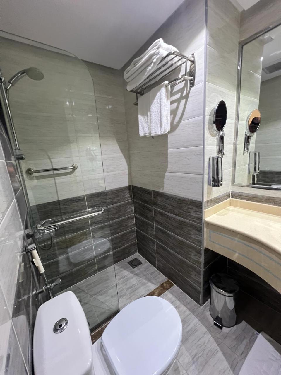 Zaha Al Madina Hotel Medina Bagian luar foto